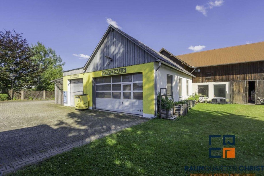 Au�enansicht Halle, Garten Haus Waldsassen