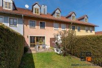 Bild (029c62a799ff196525a78153ef773a6d): Klassisch geschnittenes Reihenmittelhaus mit ausgebautem Dachgeschoss