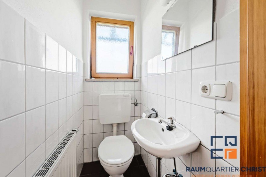 G�ste Toilette Reihenmittelhaus Krummennaab