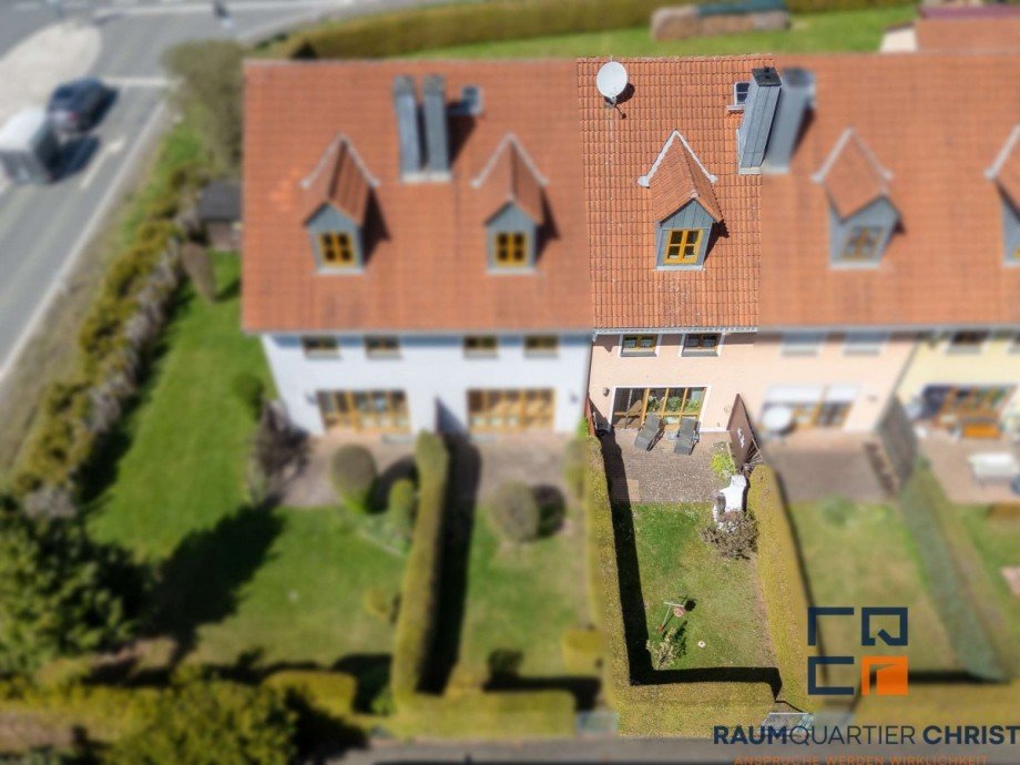Luftaufnahme Reihenmittelhaus Krummennaab