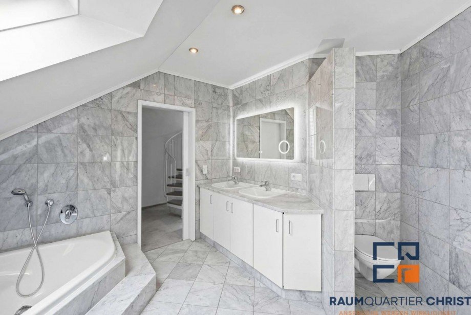 Badezimmer Einfamilienhaus Tirschenreuth