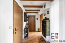 Flur 1.OG *Verkauft*Gem�tliches Ein- oder Zweifamilienhaus mit Garage und Garten
