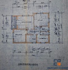 1. OG *Verkauft*Gem�tliches Ein- oder Zweifamilienhaus mit Garage und Garten