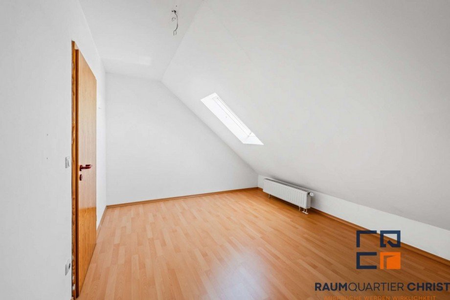 Zimmer 4 Reihenmittelhaus Krummennaab