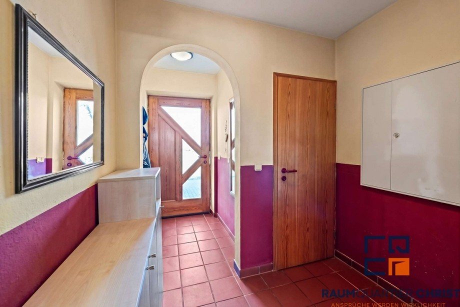 Flur Reihenmittelhaus Krummennaab