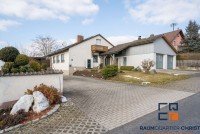 Bild (394c6d909b0a1a00ccc4b3f8dffa244e): *VERKAUFT*Gro�z�giges Anwesen mit flexiblen Nutzungsm�glichkeiten und traumhafter Aussicht!