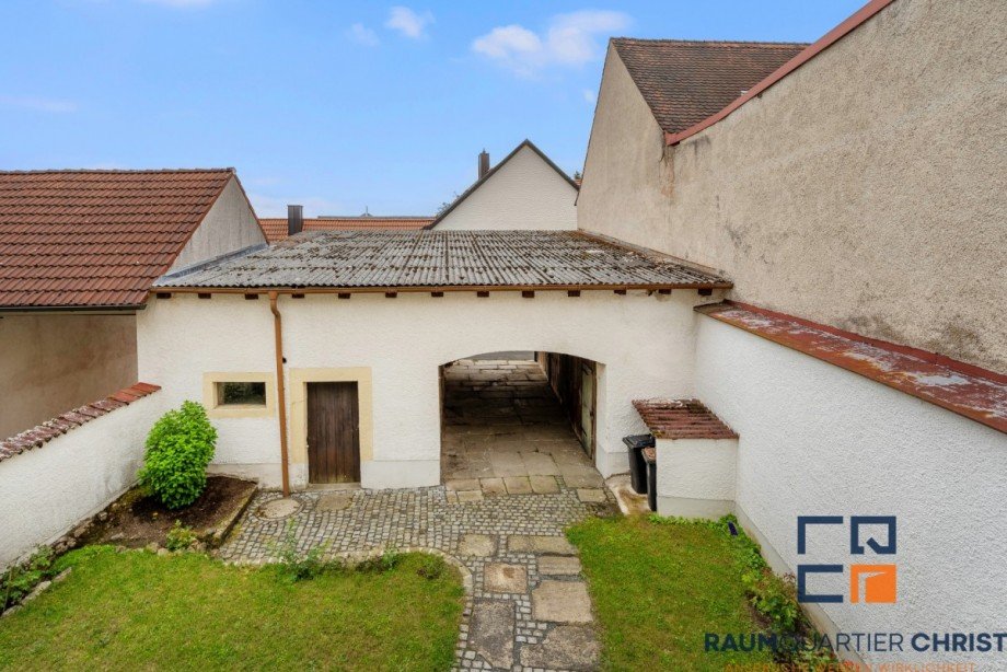 Innenhof Mehrfamilienhaus Erbendorf