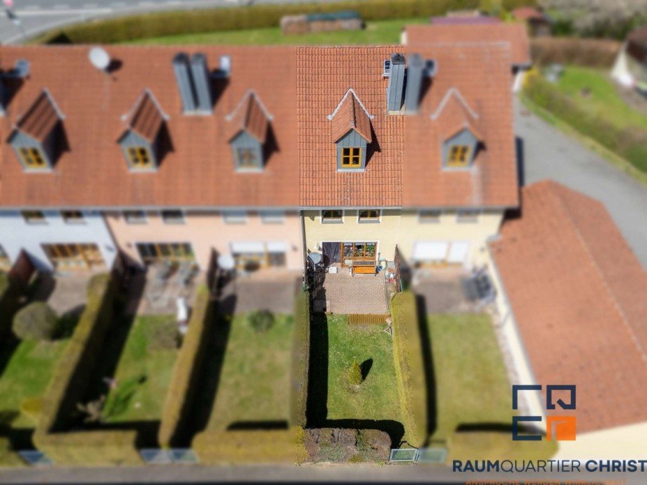 Luftaufnahme Reihenmittelhaus Krummennaab
