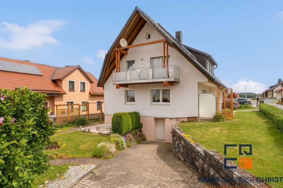 Au�enansicht Zweifamilienhaus Pullenreuth