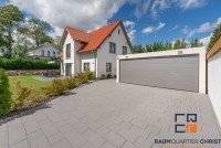 Bild (53574ce28c706ead60e0e217bfc7a2a0): Einziehen u. wohlf�hlen - junges Einfamilienhaus mit hochwertiger Ausstattung und gro�z�gigem Garten