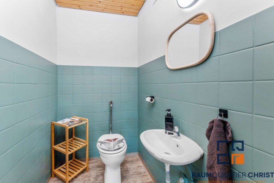 G�ste Toilette Zweifamilienhaus Krummennaab