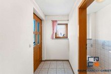 Eingangsbereich 3 Zimmer Eigentumswohnung mit Garage & Balkon