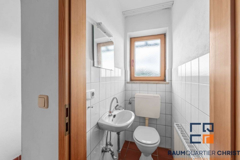 G�ste Toilette Reihenendhaus Krummennaab