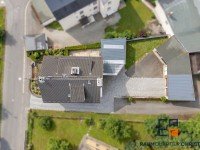 Bild (724c08667c35a39bb82a70876243da6d): Gro�z�gige 4-Zimmer-Eigentumswohnung mit Kamin und Balkon in Selb-Pl��berg