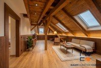 Bild (901bb089f9b389d22c6bbf661ca0d73a): Wohnen �ber den D�chern - modernes Dachgeschoss im kernsanierten Renaissancehaus