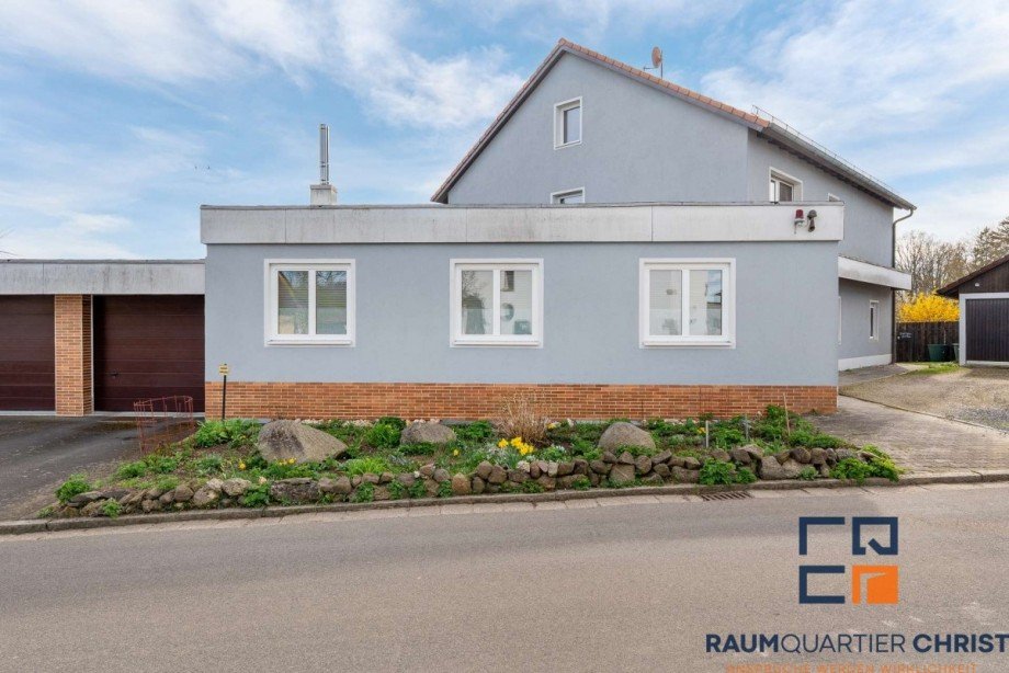 Au�enansicht Zweifamilienhaus Krummennaab
