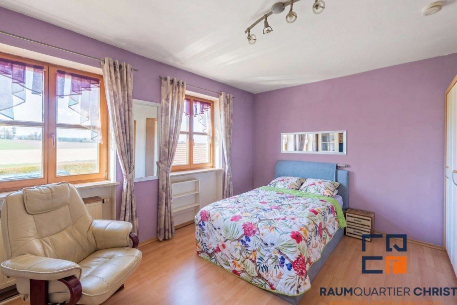 Schlafzimmer Reihenmittelhaus Krummennaab