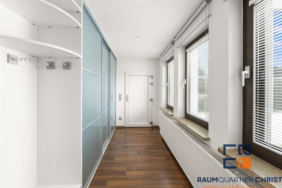 Zimmer 2 Zugang Halle Haus Wiesau