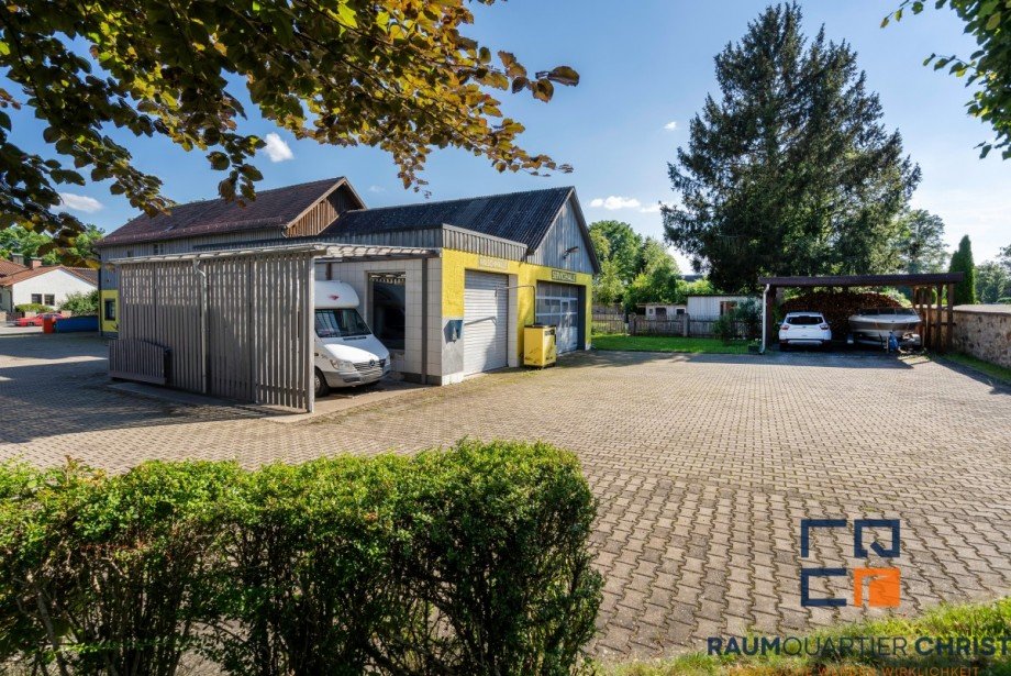 Innenhof, Carports, Hallen Haus Waldsassen