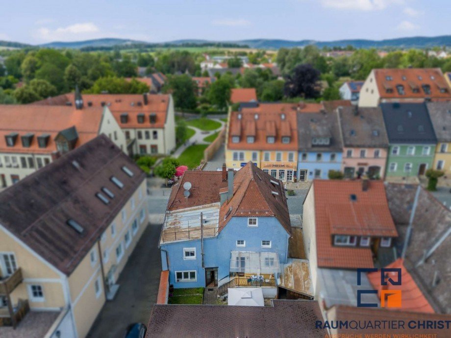 Drohnenansicht Wohn- / Gesch�ftshaus Kemnath