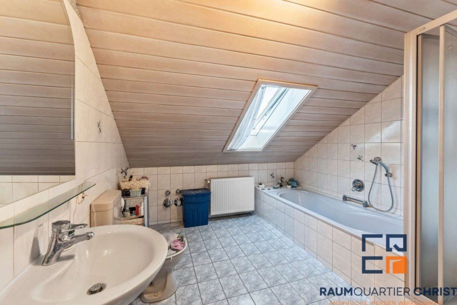 Badezimmer Zweifamilienhaus Weiherhammer