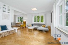 Wohnzimmer Kernsaniertes Einfamilienhaus mit gro�en Grundst�ck  in zentraler Lage