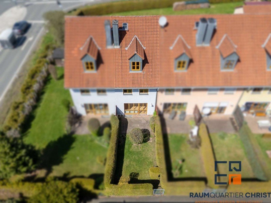 Luftaufnahme Reihenmittelhaus Krummennaab