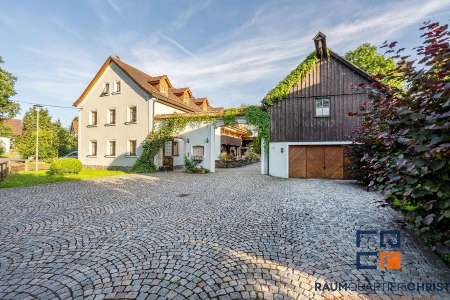 Ansicht Haus vorne Haus Konnersreuth