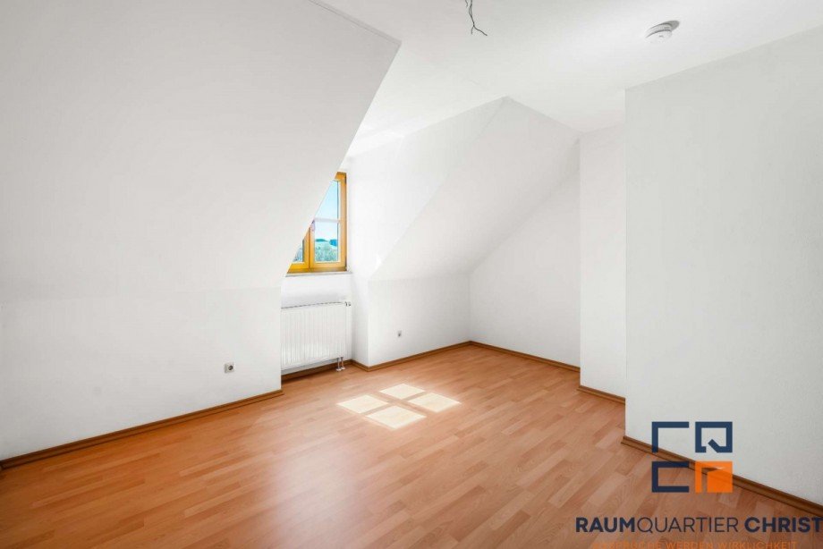 Zimmer 3 Reihenmittelhaus Krummennaab