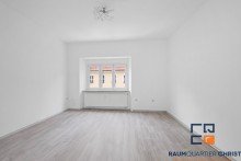 Wohnzimmer *VERKAUFT*Mehrfamilienhaus in zentraler Lage mit 4 Einheiten und �ber 200 qm Wohnfl�che