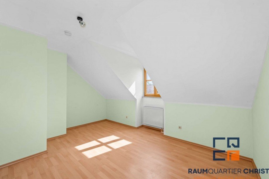 Dachzimmer Reihenendhaus Krummennaab